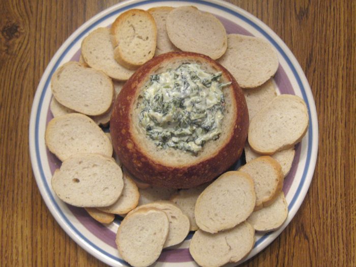Classic Hot Spinach Artichoke Dip