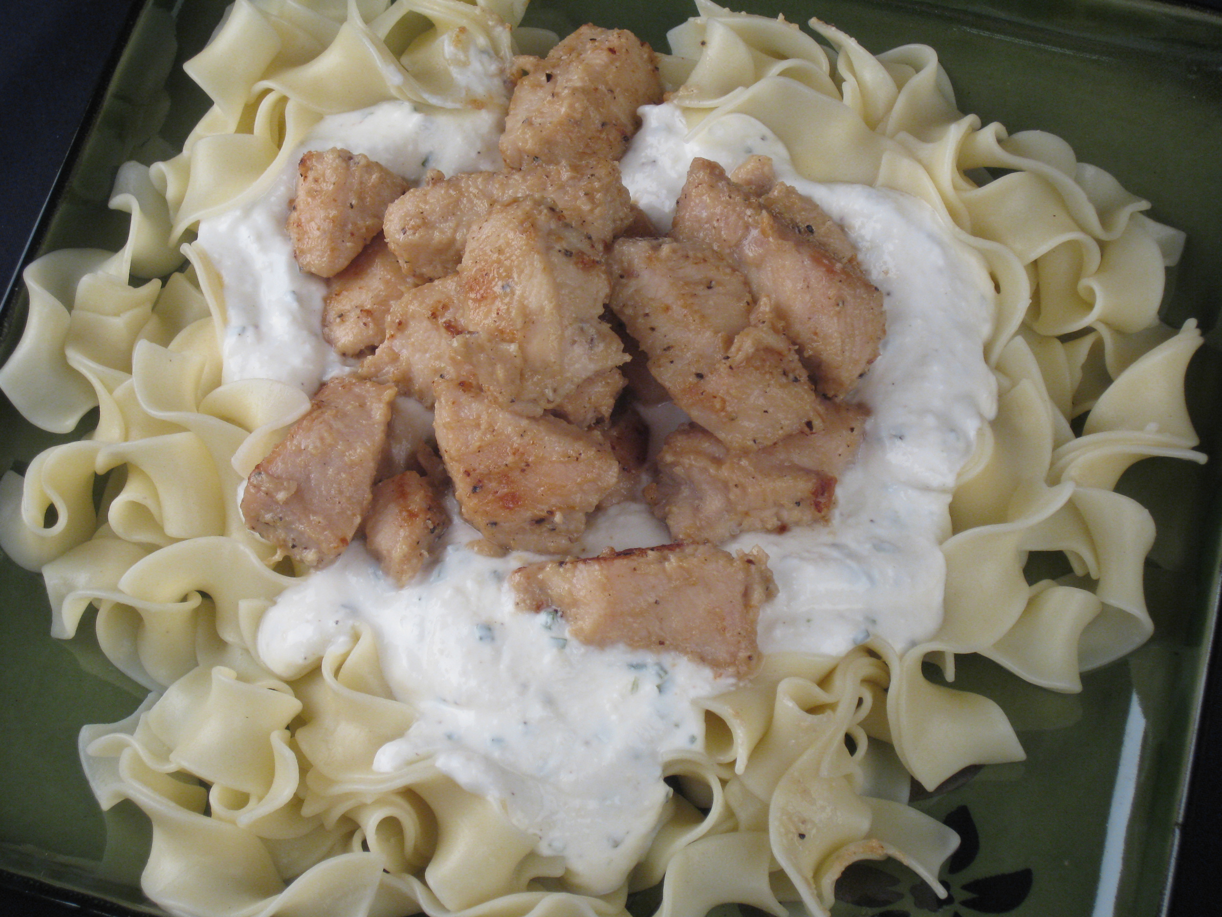 chicken and noodles creamy