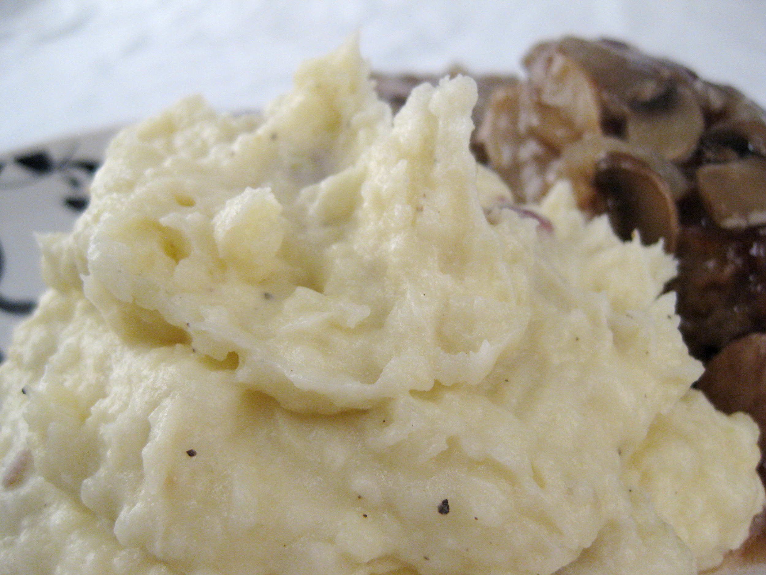 garlic-smashed-potatoes