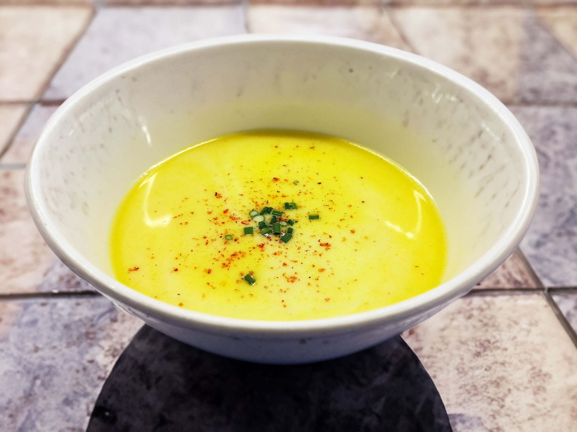 Cheese celery bisque